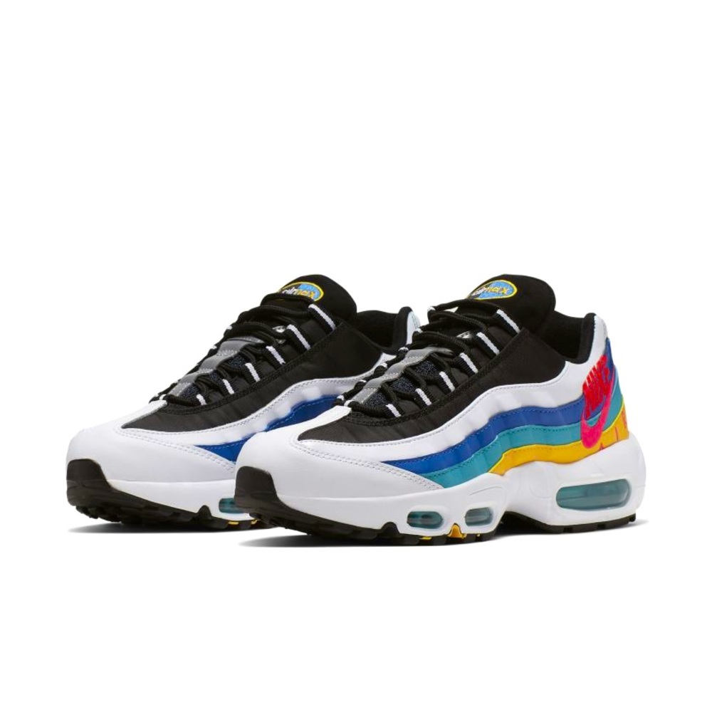 Nike Air Max 95 PRM
Windbreaker (Women's)